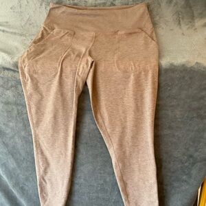 women’s  Leggings size medium beige (sage)
